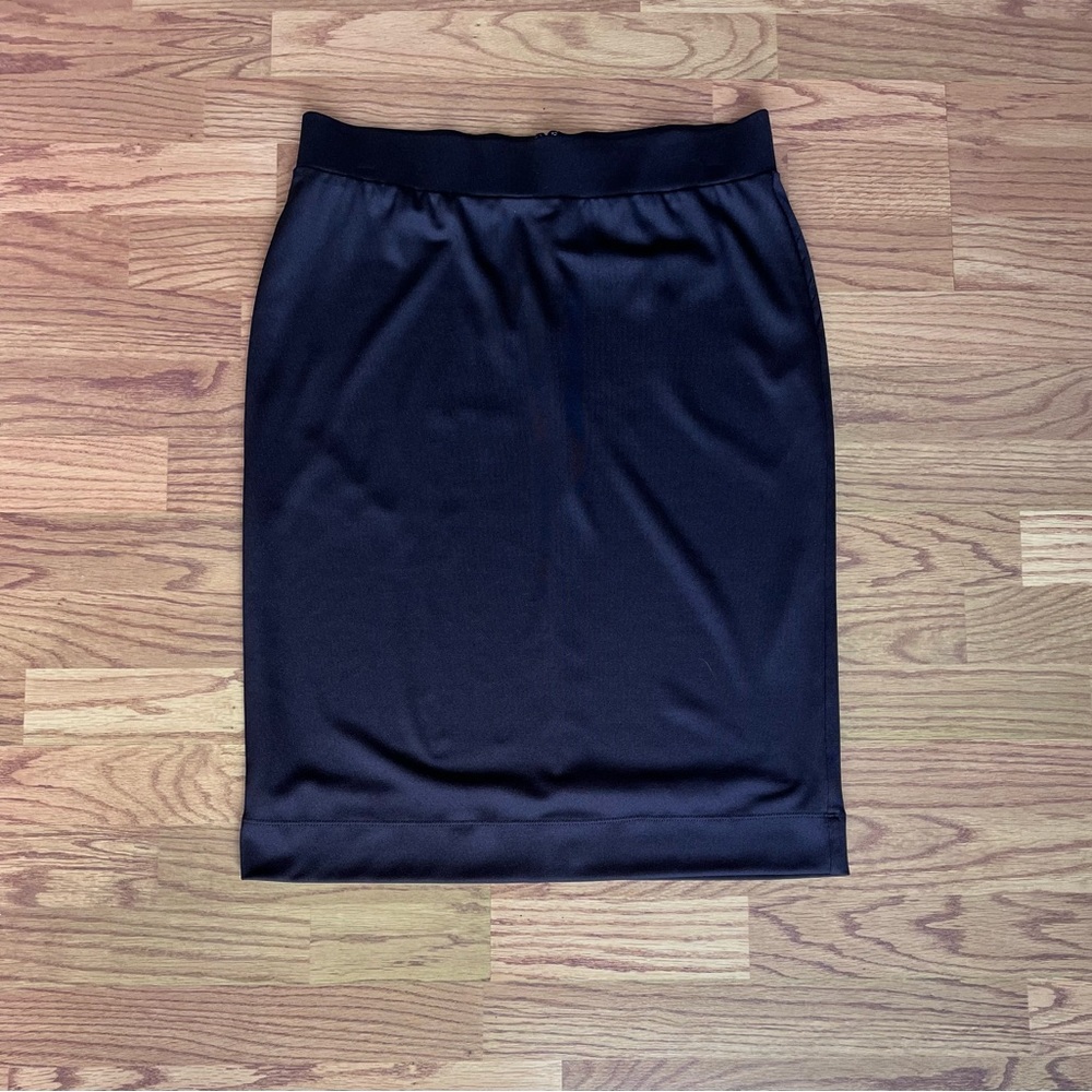 Black skirt
